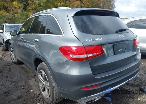 2016 Mercedes-Benz Glc 300 4Matic z USA, uszkodzony, nr VIN WDC0G4KB5GF082598